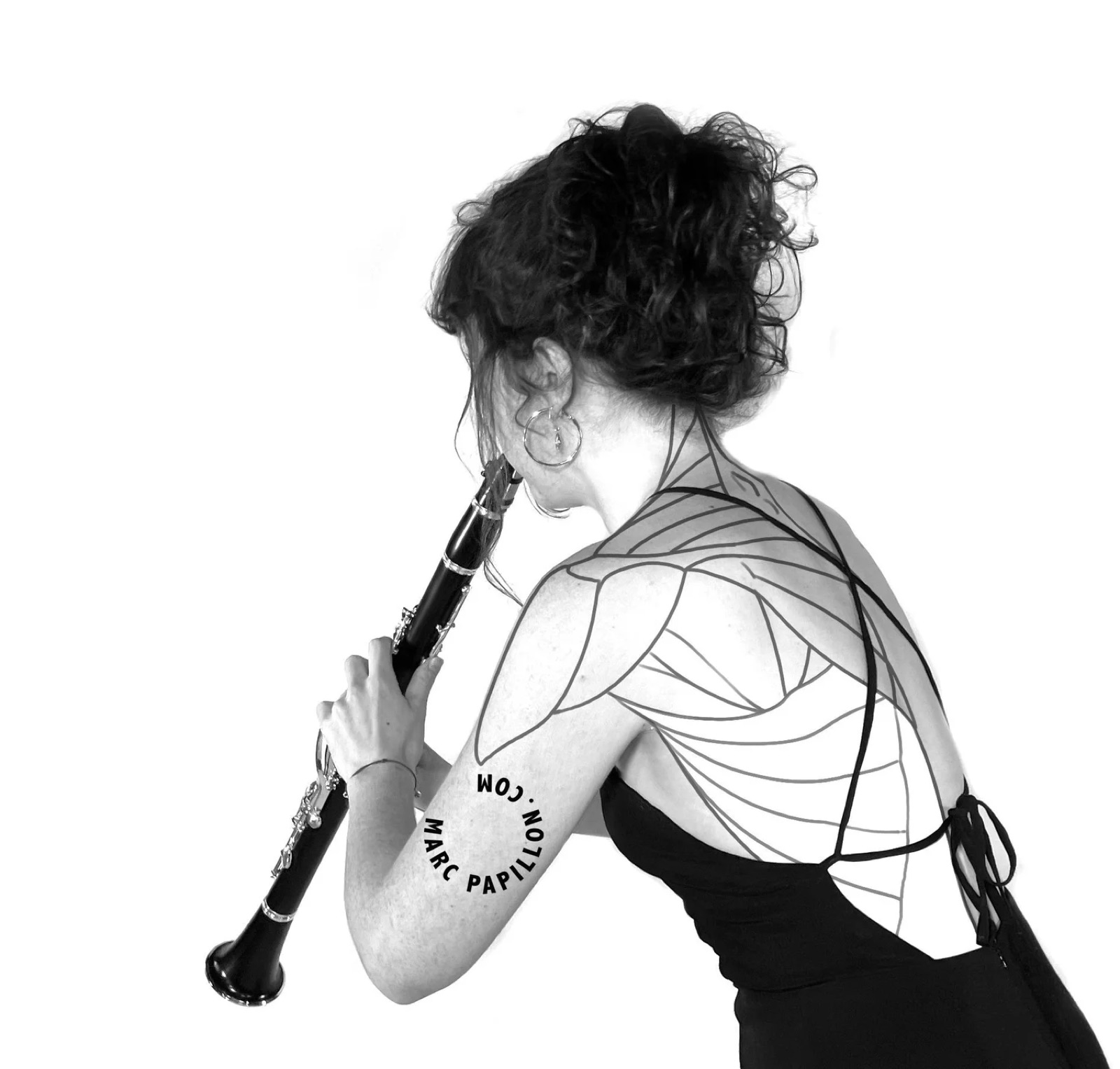 Clarinettiste vue de dos, anatomie du dos